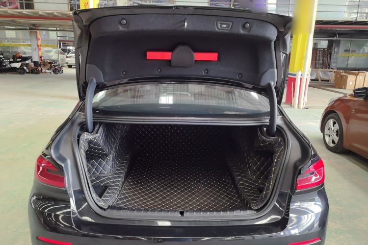 Used BMW 5 Series 2021 525Li Luxury Package