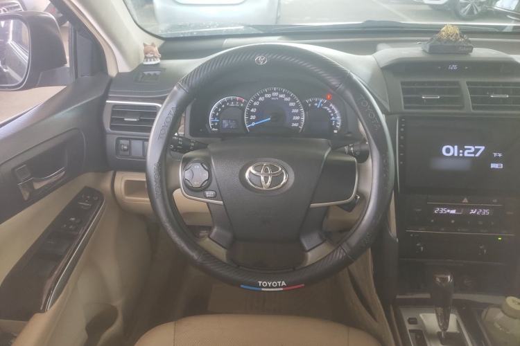 Used Toyota Camry 2015 2.0G Premier Edition
