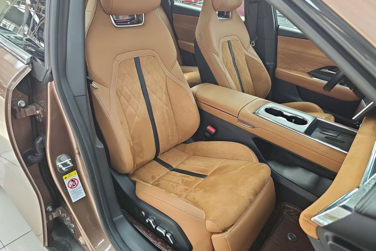 Used Mazda EZ-6 2024 Range-Extended 200 Luxury Edition