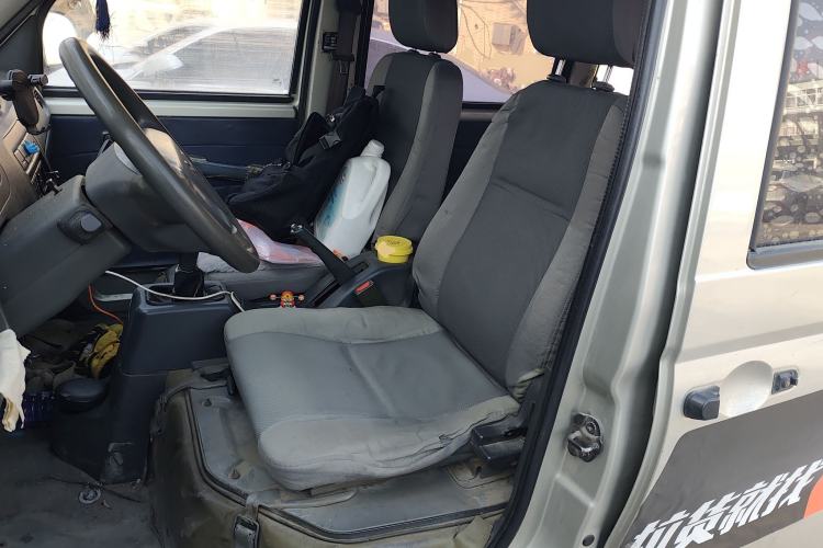 Used Wuling Zhiguang 2010 1.0L New Version Practical Short-Body L2Y