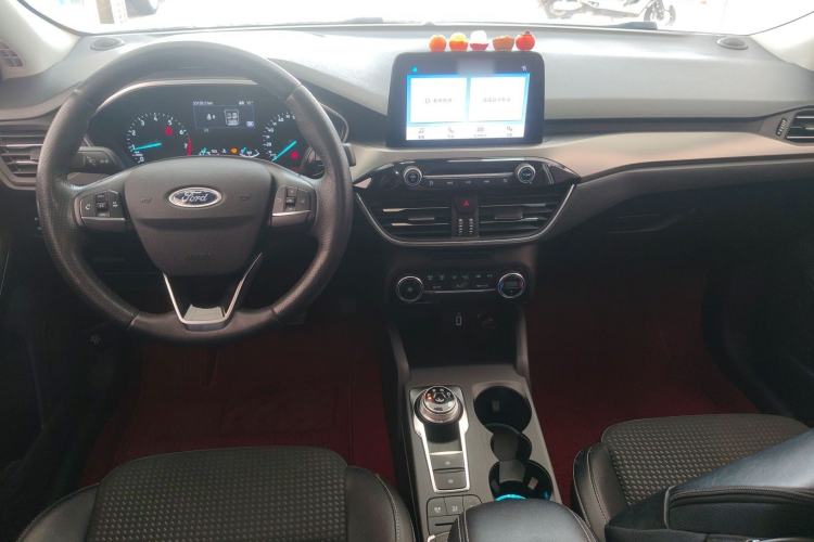 Used Ford Focus 2020 Sedan EcoBoost 180 Automatic Trend Edition Center Console