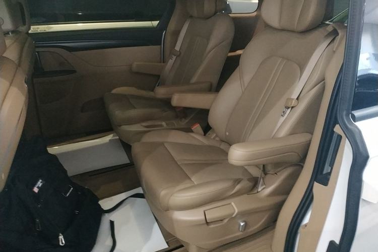 Used Buick GL8 2021 ES Land Cruiser 653T Luxury Edition
