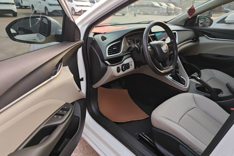 Used Buick GT 2017 15N Automatic Elite Version