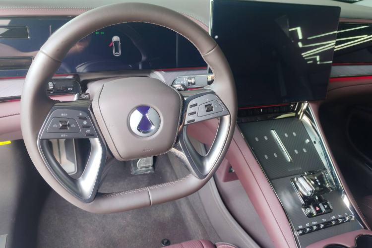 Used Denza Z9GT 2024 630 All-Wheel Drive Pro Version