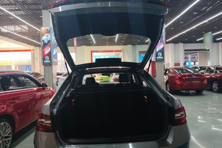 Used Skoda Superb 2016 TSI330 DSG Innovation Edition
