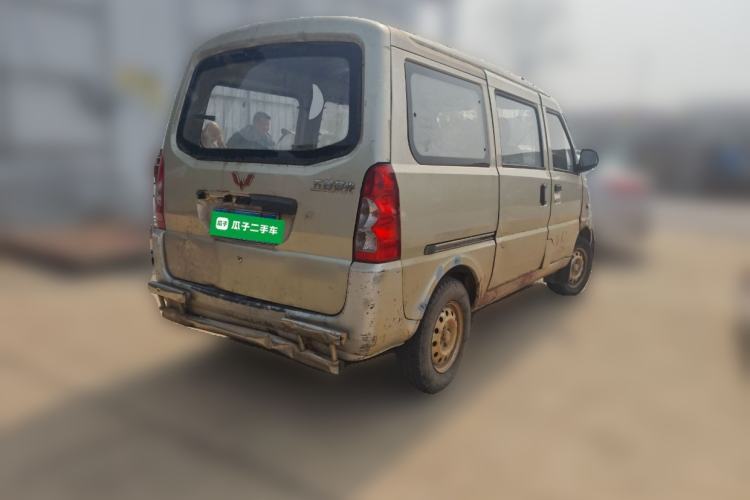 Used Wuling Rongguang 2011 1.2L Base Version
