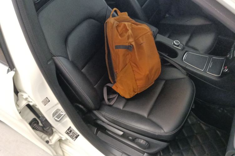 Used Mercedes-Benz B-Class 2015 B 200 Fashion Model Right Front Seat