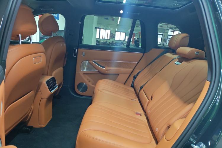 Used Hima AITO M8 2025 Extended-Range Ultra Version 53.4 kWh 5-Seater Edition