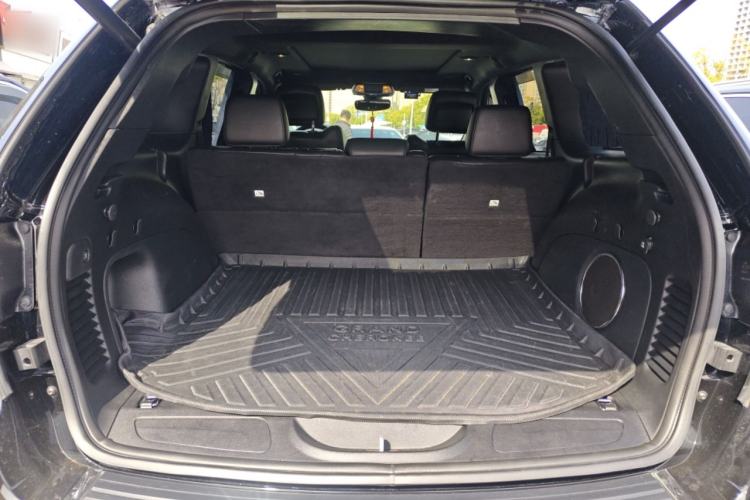 Used Jeep Grand Cherokee 2020 3.0L Elite Navigation Edition