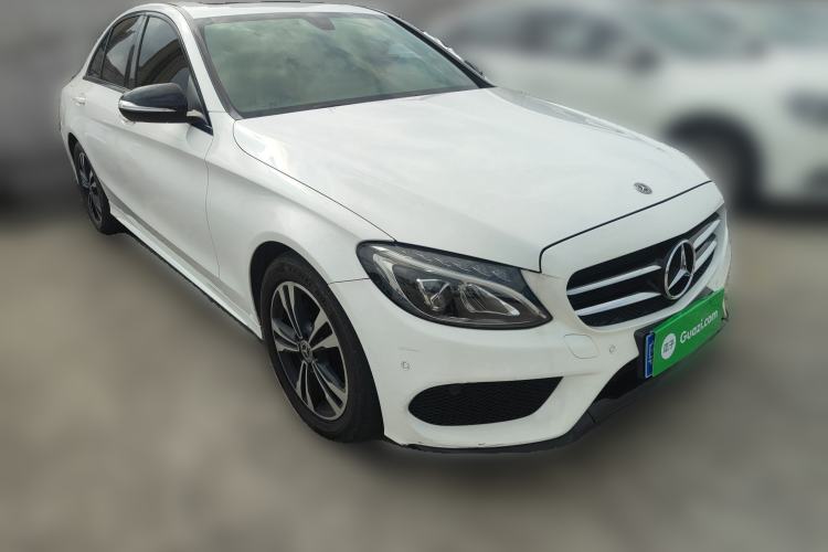 Used Mercedes-Benz C-Class 2018 C 200 Sport Edition Front Right 45 Deg