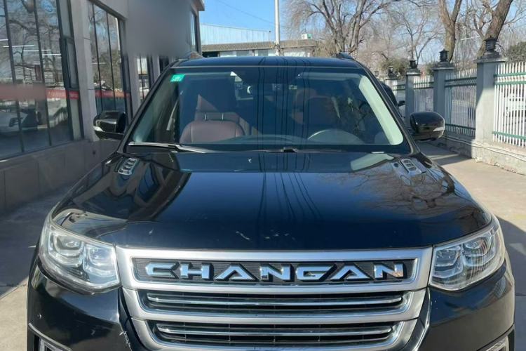 Used Changan CS95 2017 2.0T Four-Wheel Drive SmartDrive Edition
