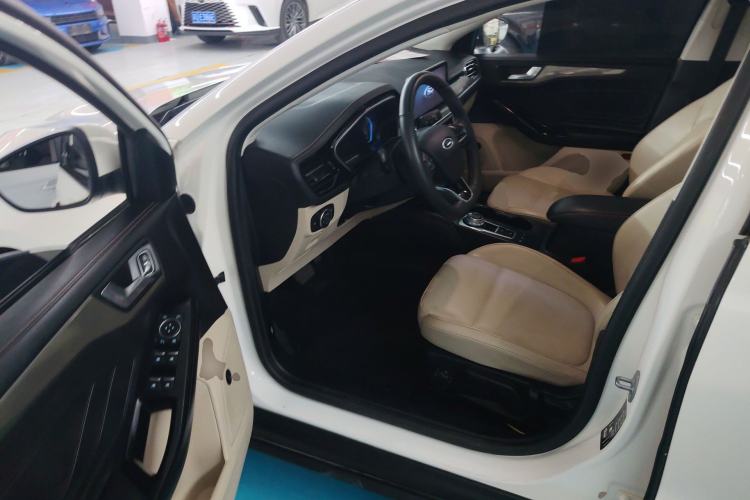 Used Ford Focus 2021 Sedan EcoBoost 180 Automatic Trendy Model
