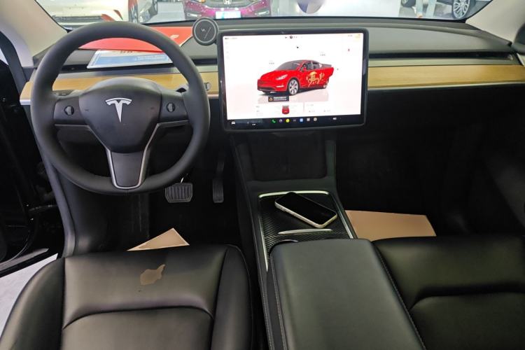 Used Tesla Model Y 2022 Rear-Wheel-Drive Version Center Console