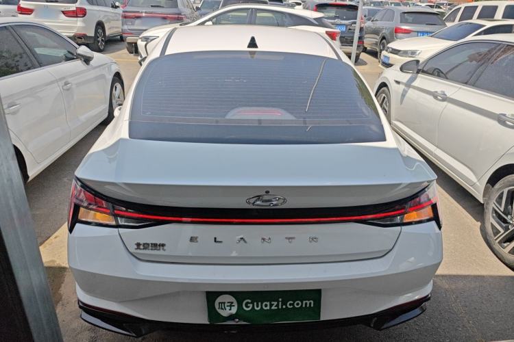 Used Hyundai Elantra 2021 1.5L CVT LUX Prestige Edition