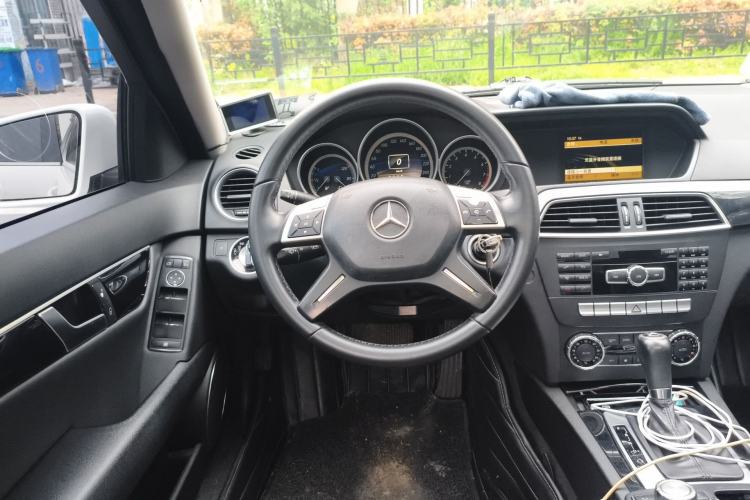 Used Mercedes-Benz C-Class 2011 C 180K Classic model Steering Wheel