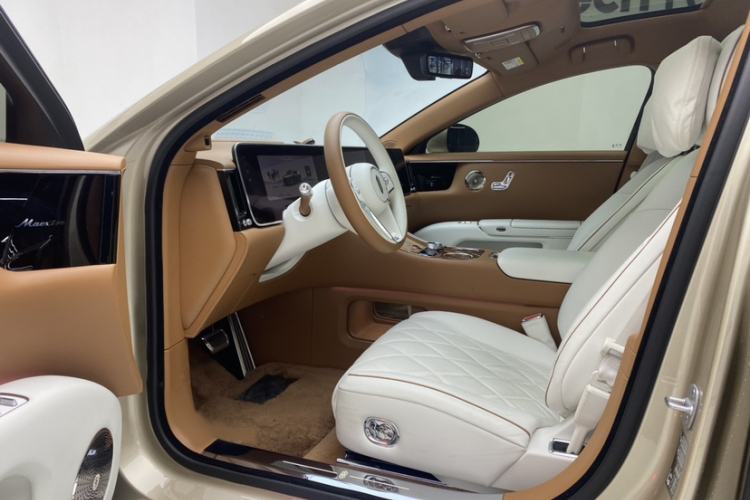 Used Hima S800 2025 Model, Range-Extended Starlight Executive Edition, 4 Seats
