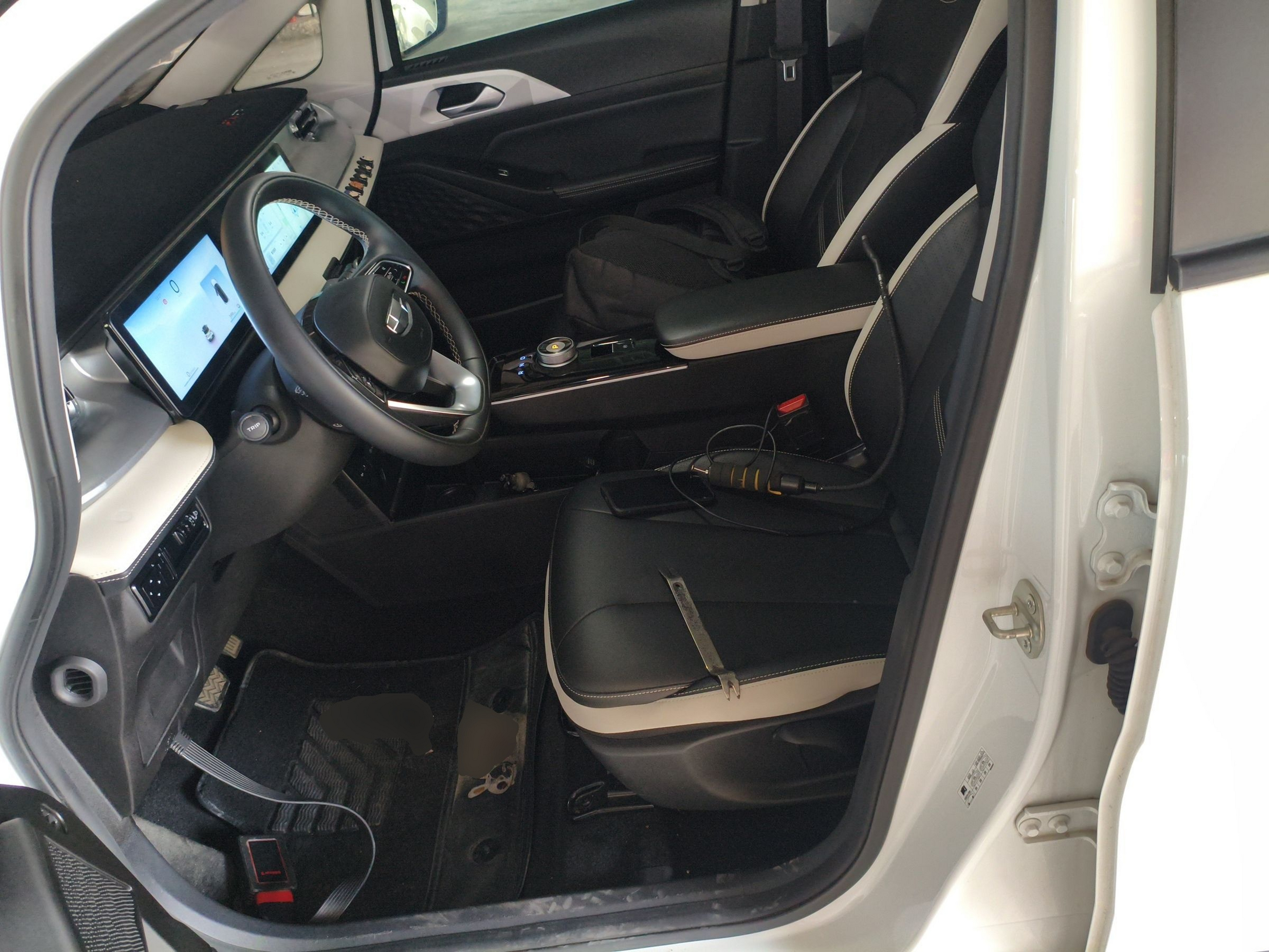 Переднее сиденье в автомобиле