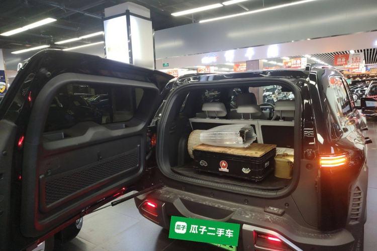 Used Formula Leopard Titanium 3 2025 501 km All-Wheel Drive Intelligent Driving Max Edition