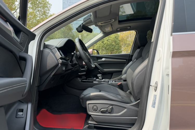 Used Audi Q5L 2022 40T Luxury Dynamic Model
