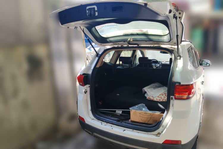 Used Lifan Auto Myway 2016 1.5L Manual Elite Version Trunk
