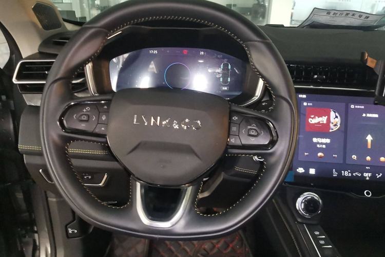 Used Lynk & Co 05 2022 2.0TD Two-Wheel Drive Zhaoyang Plus