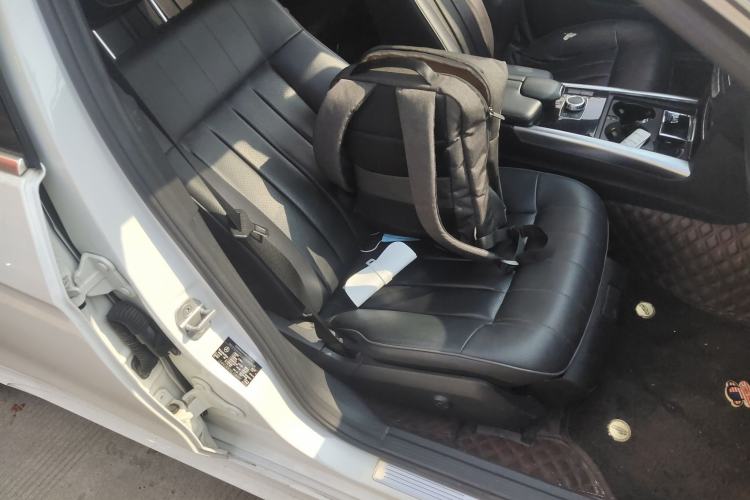 Used Mercedes-Benz E-Class 2015 Facelift E 200 L Sport Edition