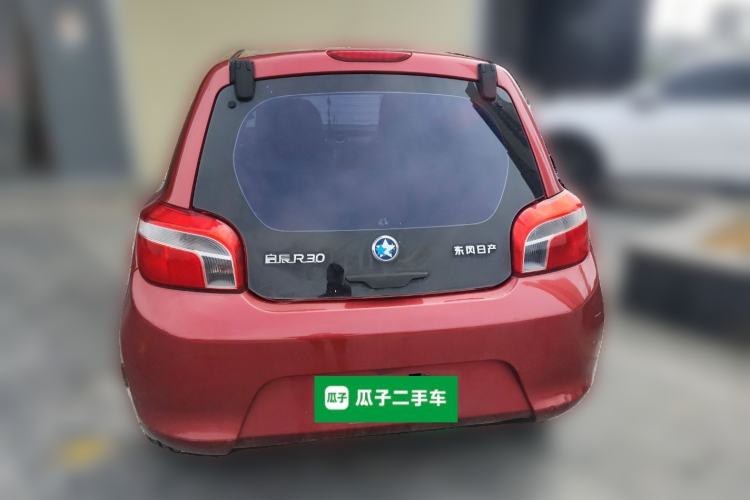 Used Venucia R30 2014 1.2L Manual Comfort Edition