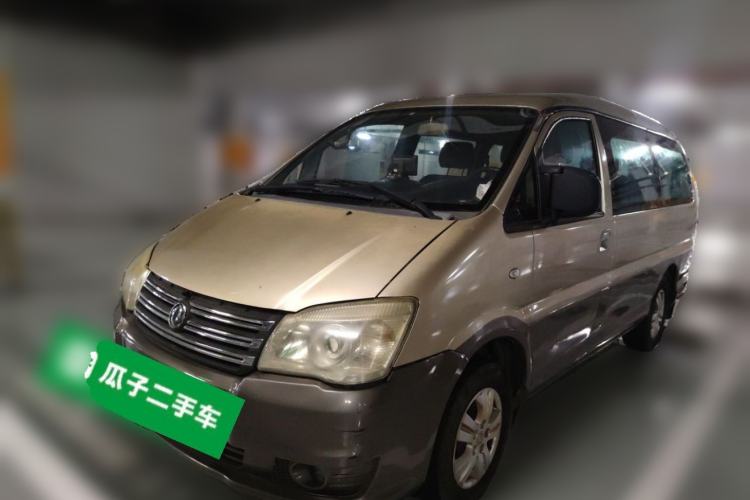 Used FORTHING Lingzhi 2015 M5 Q7 2.0L 7-seat Long-Wheelbase Comfort Model