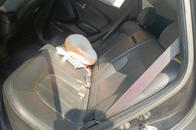 Used Hyundai ix35 2013 2.0L Automatic Two-Wheel Drive Smart GLS China IV Standard