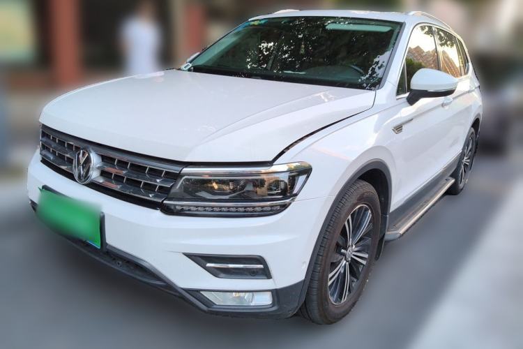 Used Volkswagen Tiguan L 2017 330TSI Automatic Two-Wheel Drive Flagship Edition Guazi used car, China used car export, Used car for sale, Used  cars, Cheapest cars for sale