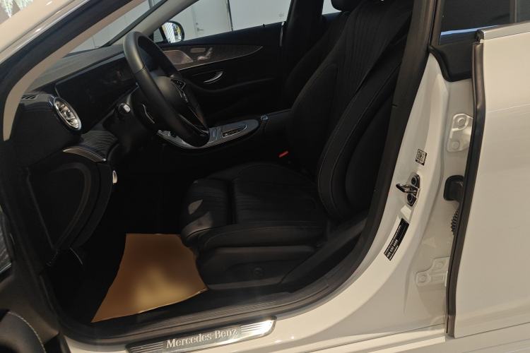 Used Mercedes-Benz CLS 2023-Year Restyled CLS 260