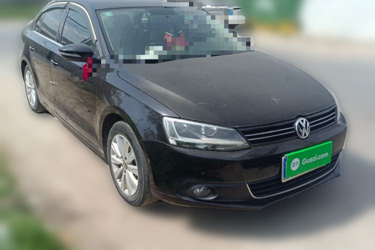 Used Volkswagen Sagitar 2014 1.6L Automatic Comfort Model Front Right 45 Deg