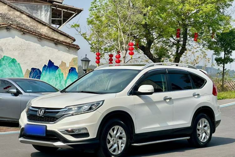 Used Honda CR-V 2015 2.4L two-wheel drive luxury version