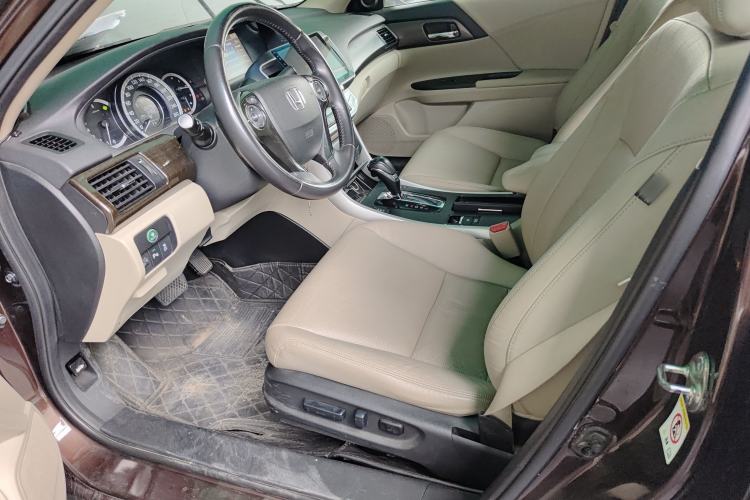 Used Honda Accord 2014 2.0L EX Luxury Edition Left Front Seat