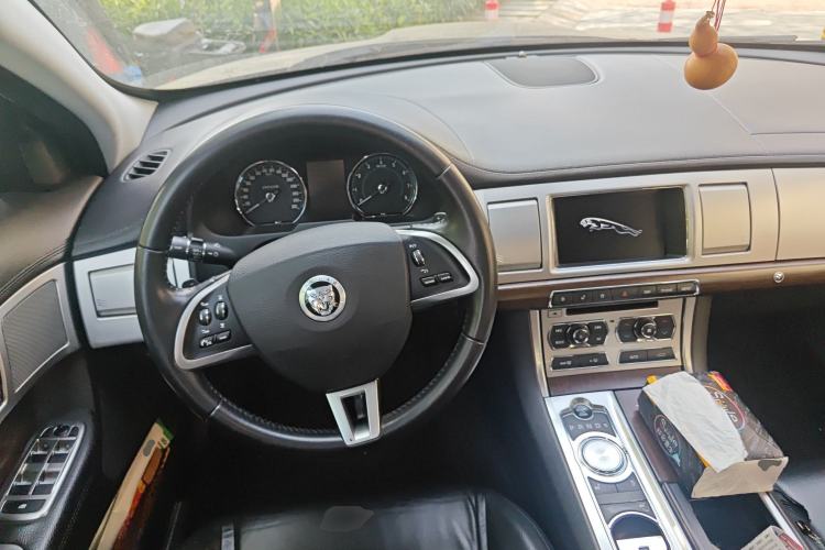 Used Jaguar XF 2013 XF 2.0T Luxury Edition