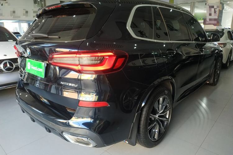 Used BMW X5 2022 Restyled xDrive 30Li Luxury Version M Sport Package

