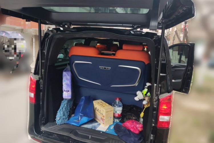 Used Mercedes-Benz Vito 2023 2.0T Business Version 7 Seats Trunk