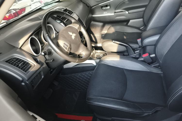 Used Mitsubishi ASX 2018 2.0L CVT Two-Wheel Drive Deluxe Edition