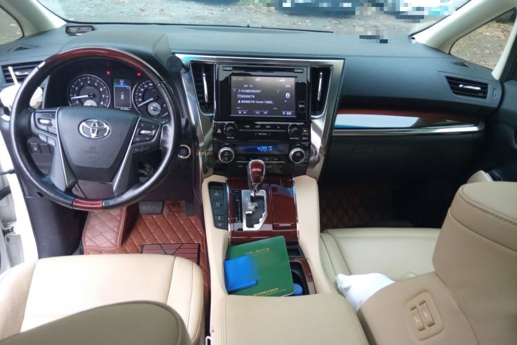 Used Toyota Alphard 2015 3.5L Luxury Edition