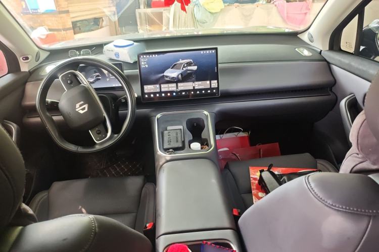 Used Leapmotor C16 2026 All-Electric 630 LiDAR Zhizun Edition 6 Seats
