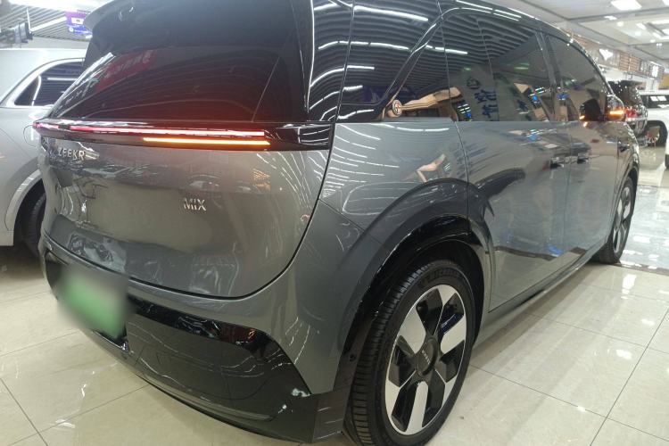 Used Zeekr MIX 2025 Intelligent Driving Version
