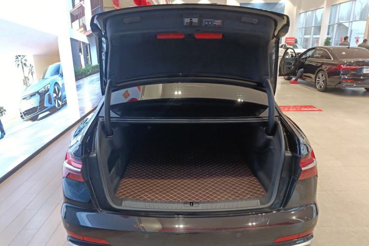 Used Audi A6L 2024 45 TFSI quattro Prestige Dynamic Edition
