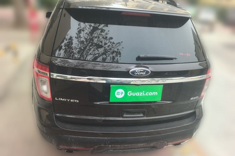 Used Ford Explorer 2013 3.5L Deluxe Model
