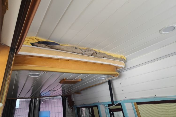 Used SAIC MAXUS Xintu V80 2019 2.5T Classic Model AMT Aoyuntong Long Wheelbase High-Roof 7-Seater