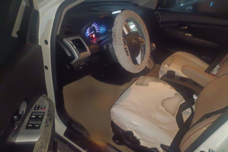 Used BYD S6 2013 Platinum Edition 2.4L Automatic Luxury Model
