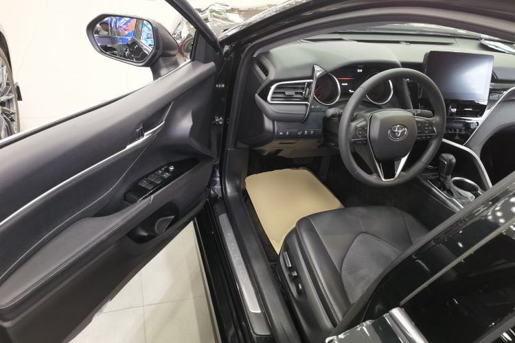 Used Toyota Camry 2021 2.0S FENGSHANG Edition Driver Seat