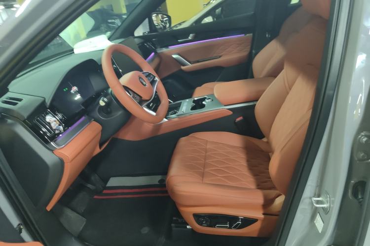 Used BYD Tang New Energy 2025 Model Smart Drive Version DM-i 175KM Prestige Version
