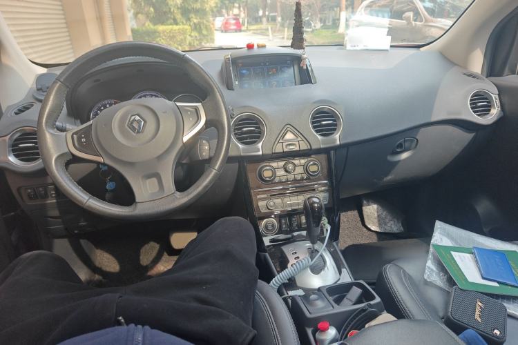 Used Renault Koleos 2014 2.5L 4x4 Comfort Edition
