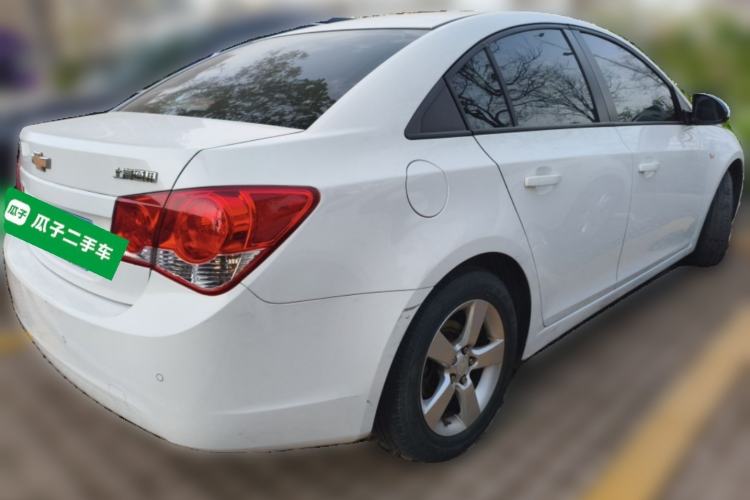 Used Chevrolet Cruze 2013 1.6L SE MT Rear Right 45 Deg