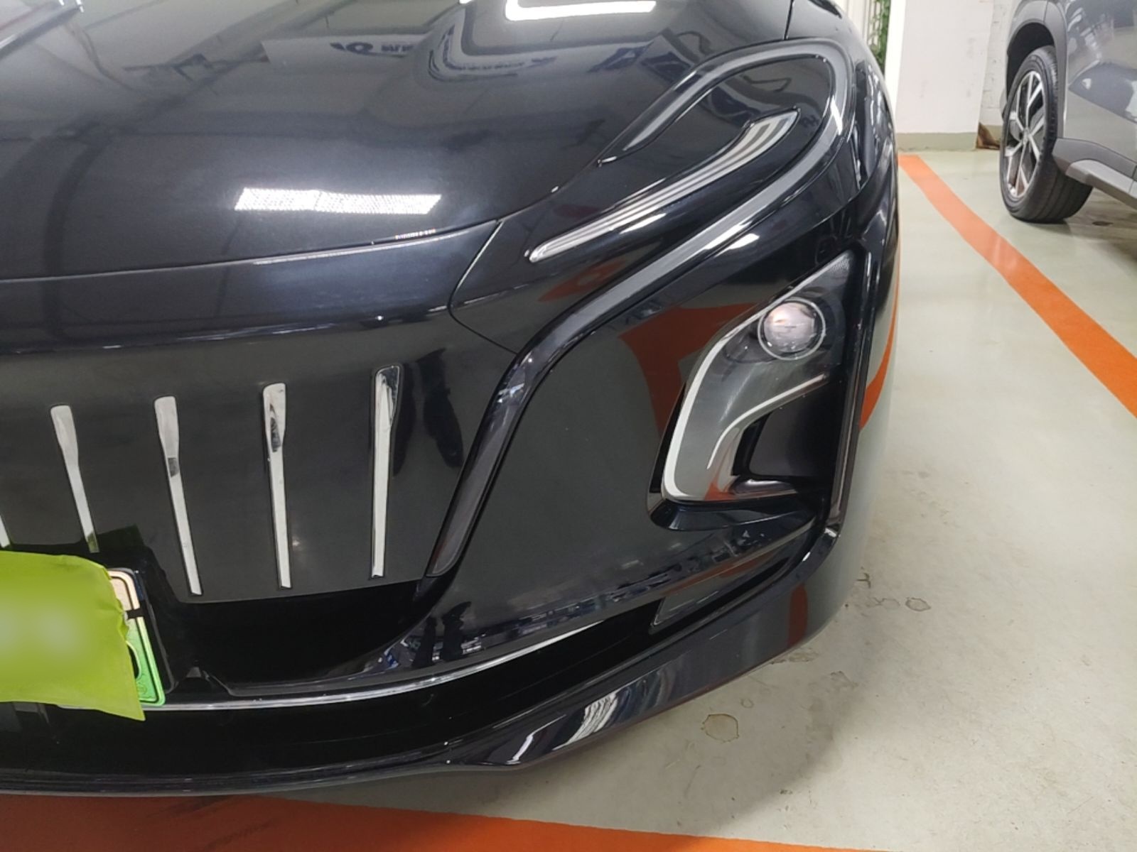 Hongqi E-QM5 2024 450km Range Commuter Version — снимка 8